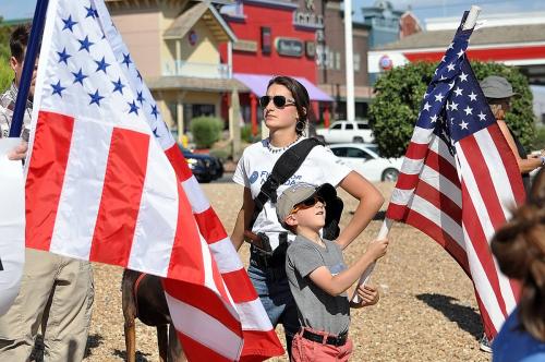 14024500_web1_NM062920-0025