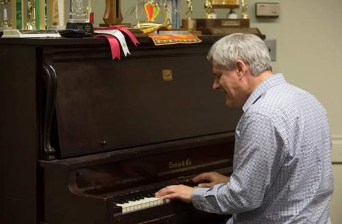 19:19:25 GMT+0100 (WAT)