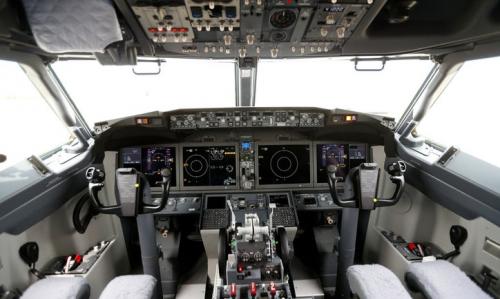 1506022985-NB_Southwest737Max_xxxxbus_JL_30