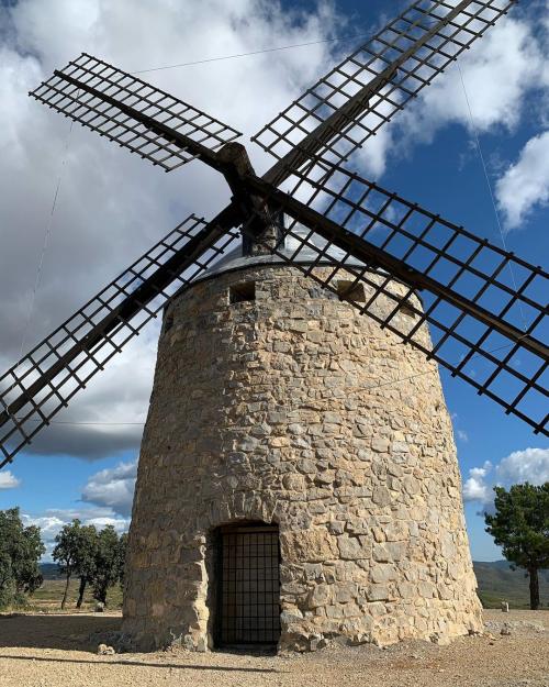 01:55:51 GMT+0100 (WAT)