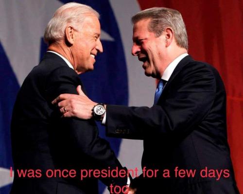 22:46:43 GMT-0500 (EST)