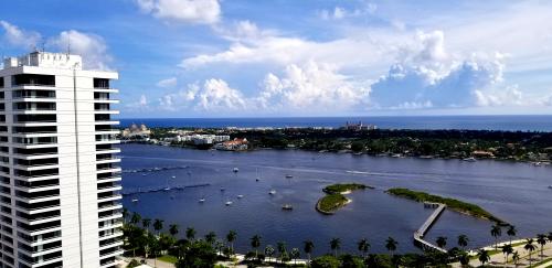 15:13:52 GMT-0500 (EST)