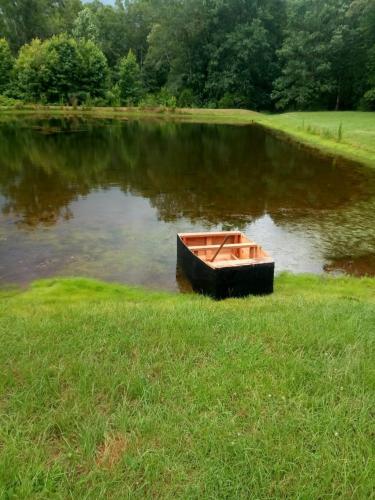 boat/pond