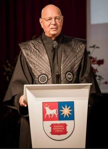 08:52:17 GMT+1100 (AEDT)