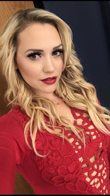 E09C4E10-9C03-4382-85D2-25223D4EA375