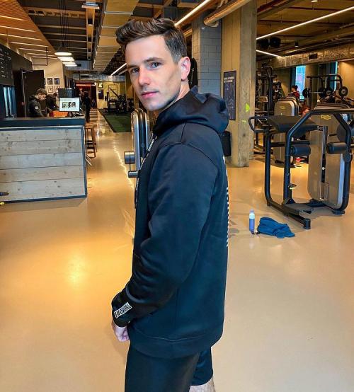 17:19:54 GMT+0100 (WAT)