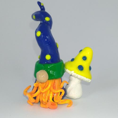 Dk Blue Gnome withYellow Mushroom 2w x 3h x 1.5d (1)