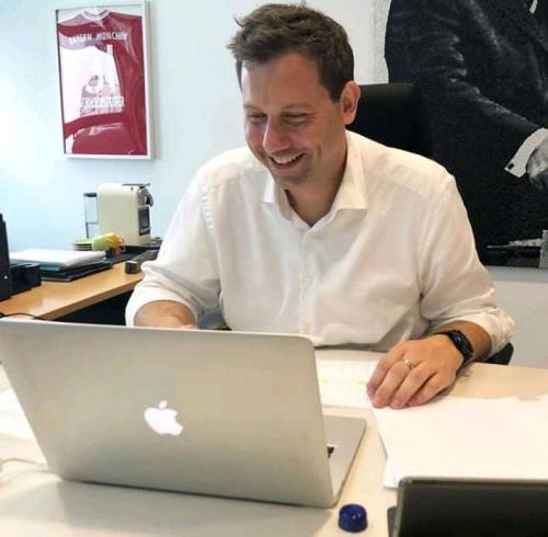 07:00:46 GMT+0100 (WAT)