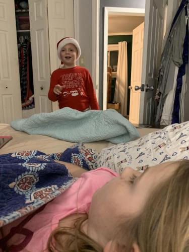 6EDFF371-81EA-43D3-B48B-E4C5C4F1B64F