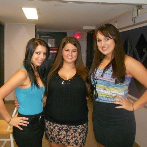 539456_509600929054725_25095052_n