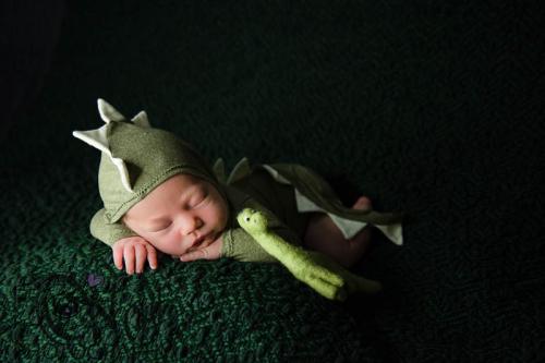 Lucas Scott Newborn-38