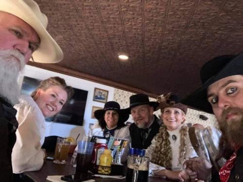 121737799_3980795885281793_7231953875704977415_n