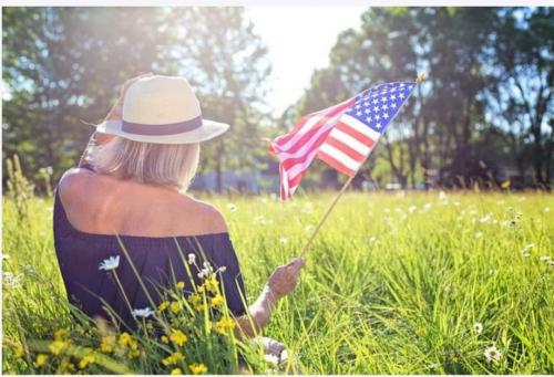 10:33:39 GMT-0500 (EST)