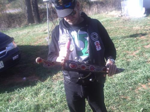 149238_1695190781080_3865062_n