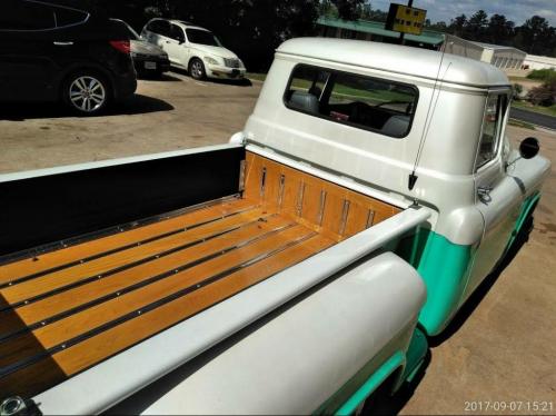 06:01:56 GMT-0500 (EST)