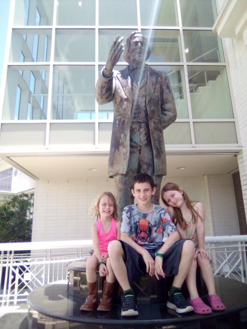 21:13:59 GMT-0600 (CST)