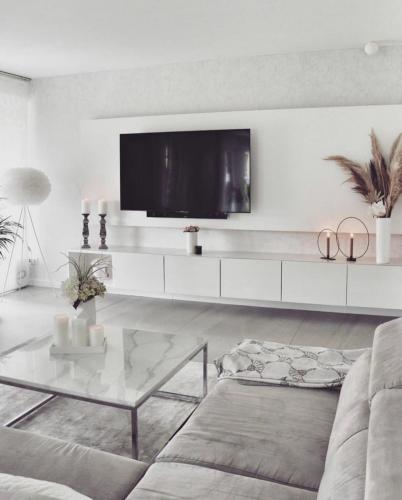 14:00:04 GMT-0800 (PST).image