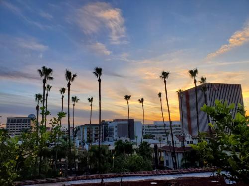 09:31:57 GMT-0800 (PST)