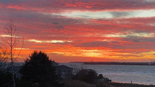 23:13:11 GMT-0500 (EST).image