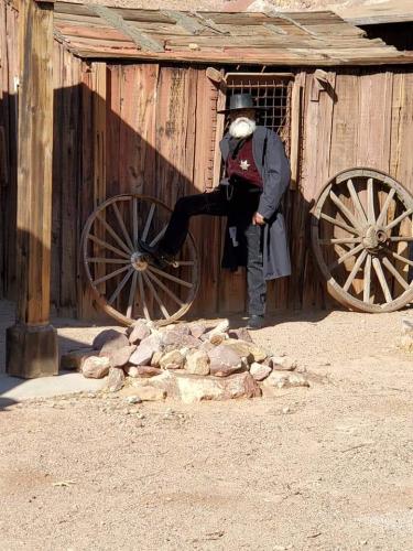 08:16:59 GMT-0800 (PST)