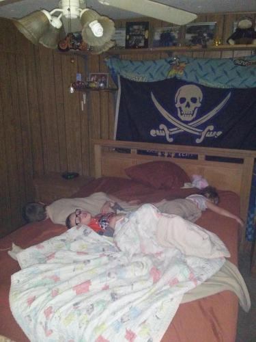 21:46:43 GMT-0500 (EST)