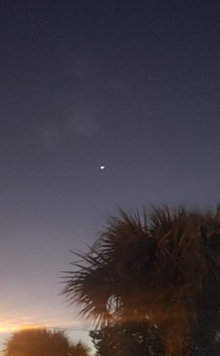 18:55:06 GMT-0500 (EST)