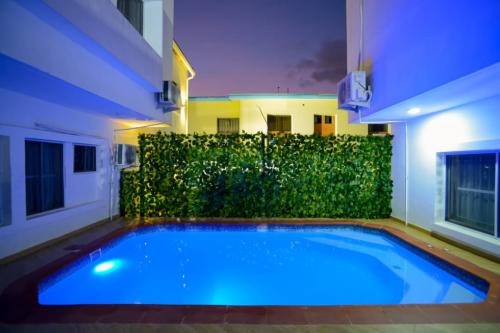 03:56:51 GMT+0100 (WAT)