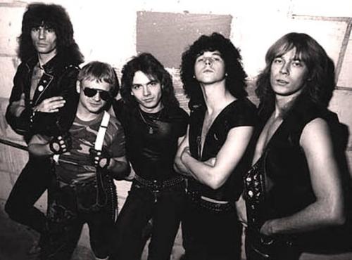 Accept (1983) 06