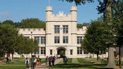 COLLEGE OF WOOSTER