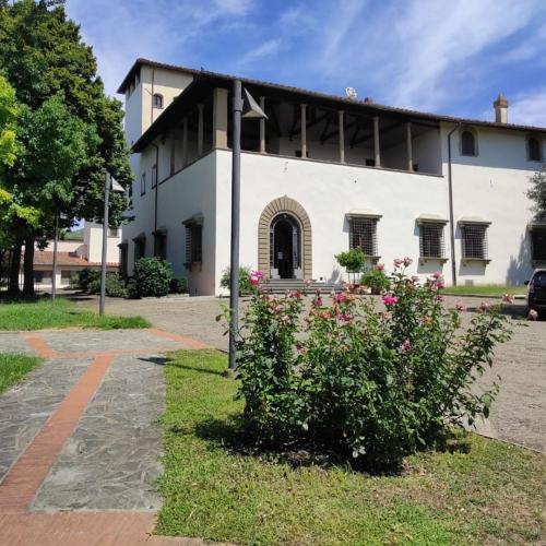 03:49:17 GMT+0100 (WAT)