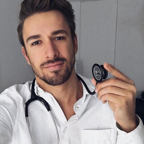 06:59:32 GMT+0100 (WAT)