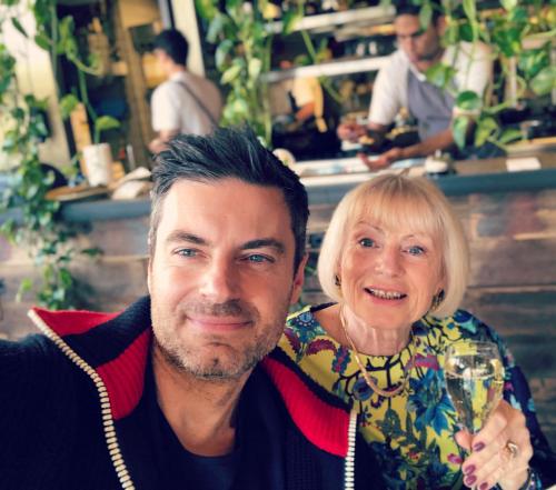 17:51:50 GMT+0100 (WAT)