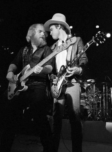 12985450_10204474981434744_2598806856760656171_n