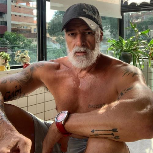 06:40:14 GMT+0100 (WAT)