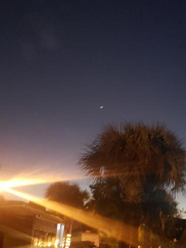 18:55:06 GMT-0500 (EST)