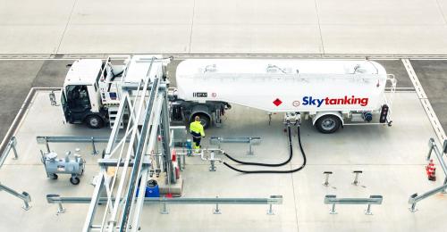 image_skytanking7_1920px_01