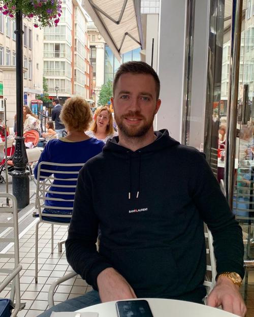 13:28:52 GMT+0100 (WAT)