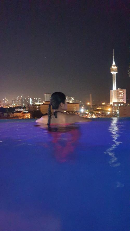 12:43:33 GMT+0700 (+07)