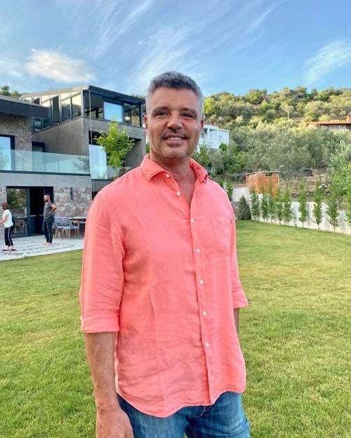 14:03:59 GMT+0100 (WAT)