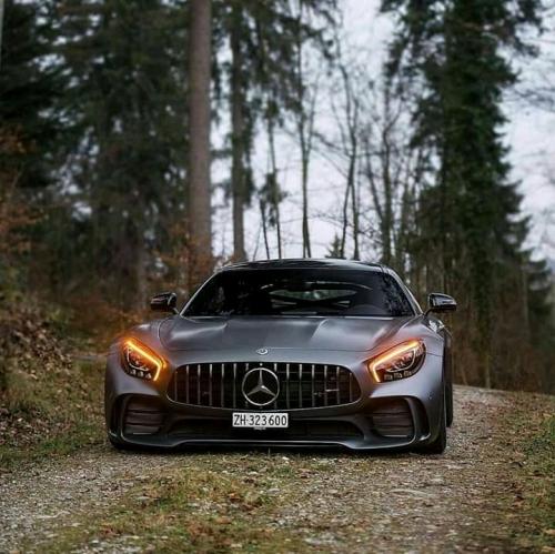 21:42:27 GMT+0100 (WAT)