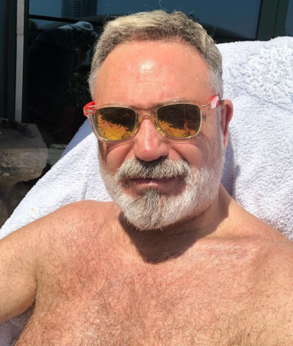 00:42:33 GMT+0100 (WAT)