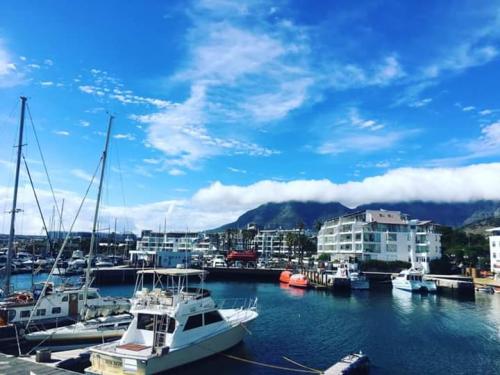 23:19:42 GMT+0100 (WAT)