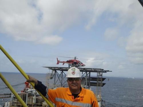 22:37:02 GMT+0100 (WAT)