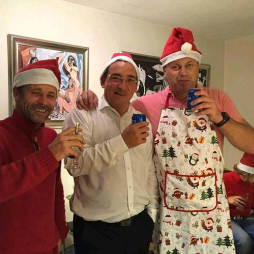 22:00:48 GMT+0100 (WAT)