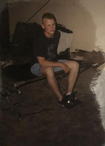 CCFEAE4A-1657-47C5-9C18-9B9DE1C5C32D