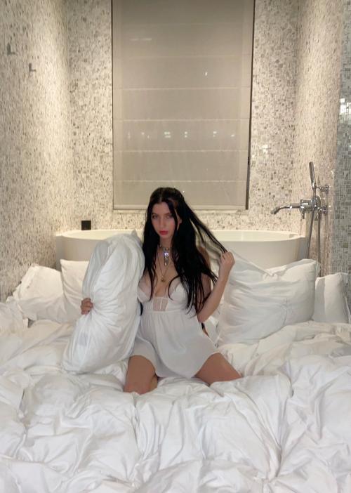 04:05:13 GMT+0100 (WAT)