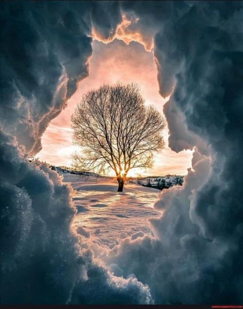 02:13:50 GMT+0100 (WAT)