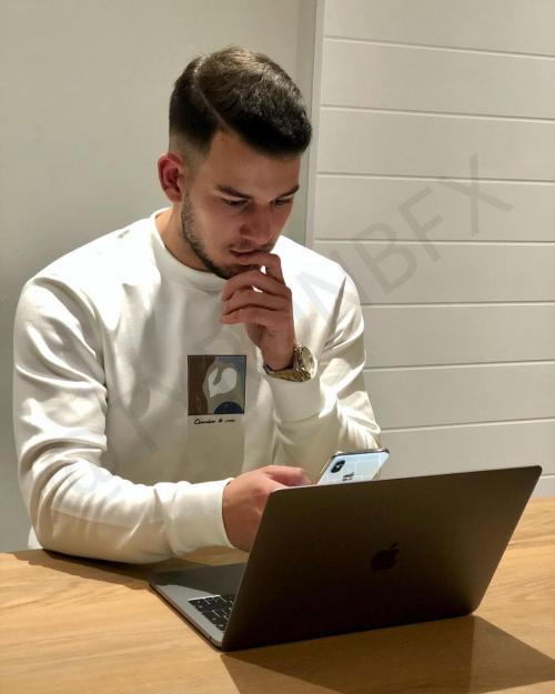 18:33:19 GMT+0100 (WAT)