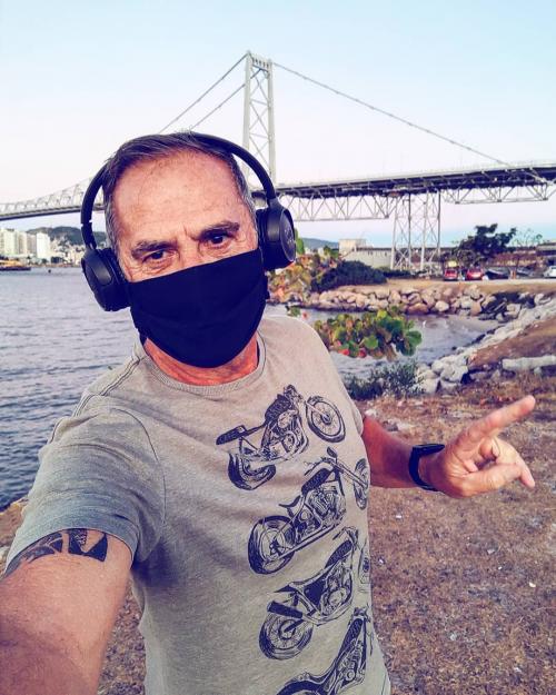 14:28:34 GMT+0100 (WAT)