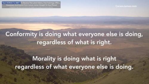 12:44:05 GMT-0500 (EST)